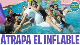 Retos en la PISCINA 🏊¡Atrapa el hinchable [upl. by Fronia]