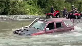 Top off road land Rover classic 4x4 cars offroad landcruiser landrover [upl. by Ellenwahs]