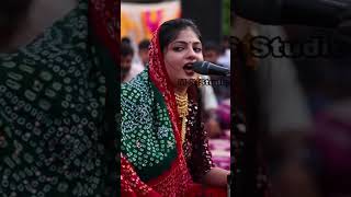 khum khum pagle By Poonam Gadhvi  Poonam Gadhvi  Deval Gadhvi  Alvira Mir  poonamgadhvi garba [upl. by Particia]