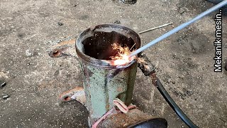 How to weld cast iron use cin 2 electrodes [upl. by Aldarcie51]