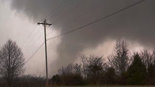 INTENSE TORNADO IN CLARKSVILLE TN LOUD ROAR [upl. by Canada58]