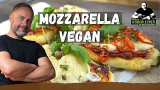 Veganer Mozzarella auf Mandelbasis Zart schmelzend auf schnellem Ofenbrotperfektes Rezept [upl. by Fannie]