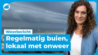 Weerbericht regelmatig buien soms met onweer [upl. by Eldwin]