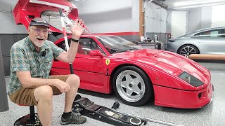 Jacking Up a Ferrari F40 [upl. by Olympe]