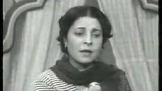 VESIYE NARAY  SHAMEEMA DEV LIVE  KASHMIRI SONG [upl. by Corbie245]