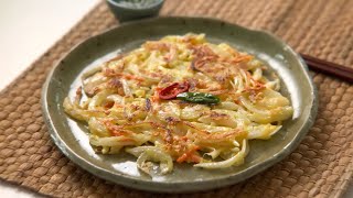 양파전  간단한 재료 양파 채전onion pancake  korean pancake  manna recipe  만나레시피 [upl. by Oralla346]