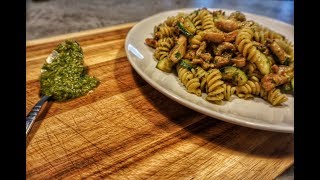 OVERHEERLIJKE Pasta kip amp Pesto maken [upl. by Seppala]