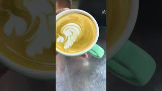 Art baristas latteartclass coffeeart coffee baristashouse coffeedecoration latteart latte [upl. by Laikeze]