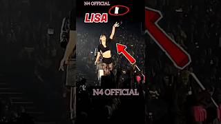 LISA THROW A GIFT😲🩷SUBSCRIBE FOR MORE shorts ytshorts shortsviral shortsfeed lisa lisashorts [upl. by Justina456]