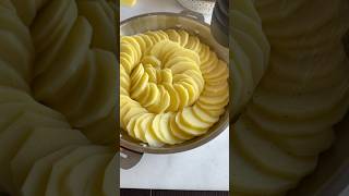 🌿Gratin de pommes de terre à la crème de poireaux au parmesan 🧀 gratin poireaux recettefacile [upl. by Durante]