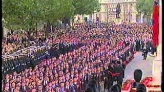 1000 Members of the Parachute Regiment Association Remembrance Sunday 2001 [upl. by Werby]