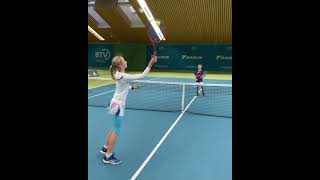 Tamina amp Niklas Kochta  „touch“ Training tennis tenniskids [upl. by Ibrab]