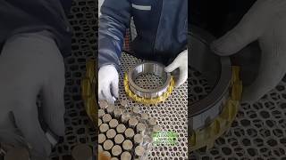 Installation process of cylindrical roller bearing bearing machinery maintenance [upl. by Yllor]