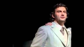 Jonas Kaufmann  Salut demeure chaste et pure Met 2011 [upl. by Anekam892]