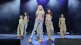 EVERGLOW 에버글로우  NO LIE  St Petersburg 231110  ALL MY GIRLS Tour [upl. by Lorrimer]