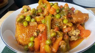 En cuisine avec moiRecette POULET DUR aux legumespetit pois carotte très delicieuxrecette facile [upl. by Tori310]