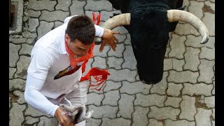 Sexto encierro de San Fermín 2023 peligrosa y rapidísima carrera de Los Jandilla [upl. by Barton]