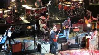 Gregg Allman Tribute  Derek Trucks amp Susan Tedeschi  Stand Back [upl. by Auqeenahs304]