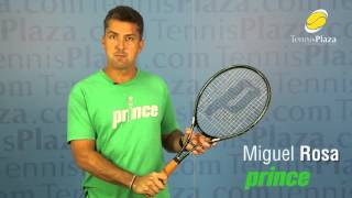 Prince Classic Graphite Tennis Racquet Review  Tennis Plaza [upl. by Jere]