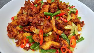 CONFIRM SEDAP‼️ resepi AYAM GORENG KUNYIT ala restoran Thai  tips ayam rangup diluar lembut didalam [upl. by Enirahtak]