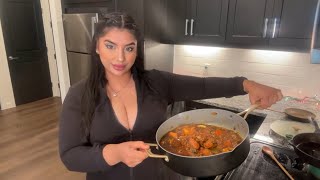 COLOMBIAN STEW POLLO SUDADO RECIPE WITH LONELY GIRL TV 👩‍🍳 [upl. by Ainat]