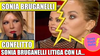 SCONTRO FURIOSO TRA SONIA BRUGANELLI E LA GIURIA DI BALLANDO CON LE STELLE [upl. by Aihsatan]