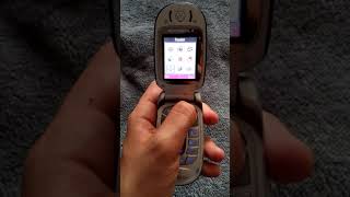 TMobile UK Motorola E550 Flip Phone 2004 [upl. by Nyledaj638]