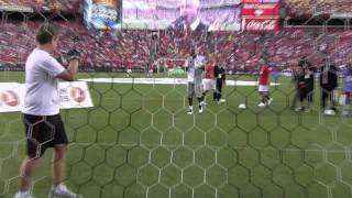 Kobe Bryant Soccer Skills at Manchester United v FC Barcelona Halftime [upl. by Burn]