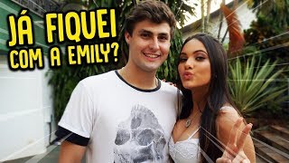 EU JÁ FIQUEI COM A EMILY   POLÊMICO   REZENDE EVIL [upl. by Albertine869]