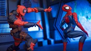 DOUBLE REVIEW Revoltech Amazing Yamaguchi Marvel Comics Deadpool 20 amp XForce Deadpool 20 Review [upl. by Trevlac319]