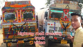 truck crossing video highway road 🛣️🛣️ [upl. by Assehc]