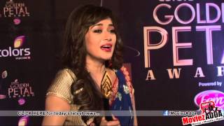 Uttaran Fame Tina Datta Wins Award  Colors Golden Petal Awards 2013 [upl. by Roderic767]