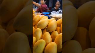 Mango Heaven  Thai street food [upl. by Teahan]