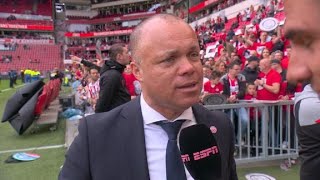 Stewart met wijn en sigaar in de hand quotEerst feesten de rest komt welquot  PSV 42 Sparta  psvspa [upl. by Nryhtak3]