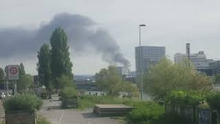 Brand in einer Lagerhalle in CH4106 Therwil BL Basel Switzerland 12 04 2024 Fire in a warehouse [upl. by Elram]