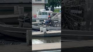 A fan boat loads on a trailer in Lske Pontchartrain in Metairie LA fanboat lakepontchartrain [upl. by Bala62]