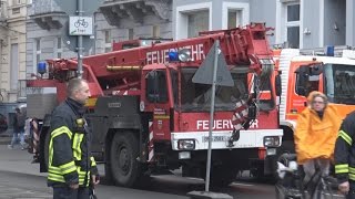 Person von Zug erfasst  verstorben an Bahnübergang in Bonner Südstadt am 060317 [upl. by Enaj]