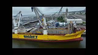 BigLift Happy Ranger in Duluth Harbor [upl. by Rodrique]