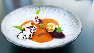 Chefkoch Vincent Kochshow 429 Roasted Tomato Soup  Beetroot  Feta [upl. by Ahtelra]