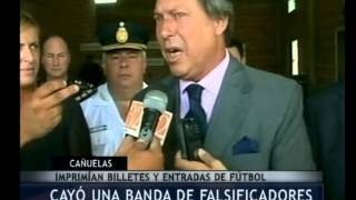 Detuvieron a una banda de falsificadores Telefe Noticias [upl. by Toland120]