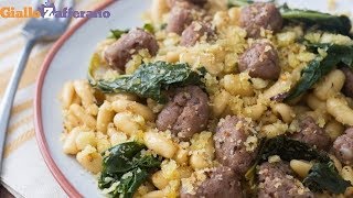 PASTA CON CIME DI RAPA E SALSICCIA  Facile e supersaporita [upl. by Litta]