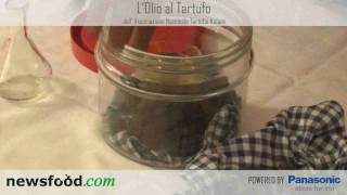 Come si prepara lOlio al Tartufo [upl. by Ainar315]