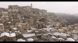 La bellissima Matera sotto la neve [upl. by Esiuqram534]