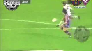 Batistuta Goal vs Barcelona [upl. by Adelaja588]