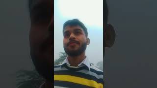 Humko hami se chura Lo bollywood music yyshort video viral [upl. by Kcerred]