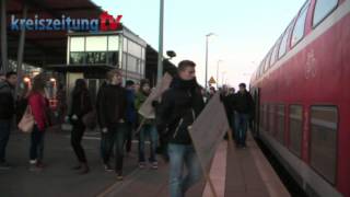 Rotenburger Schüler fahren zu Protesten nach Hannover [upl. by Airdnola358]