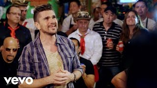 Juanes  Vevo GO Shows Una Flor [upl. by Linzy]