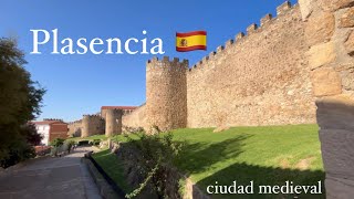 Plasencia España 4k 🇪🇸 ciudad medieval Entre las empedradas calles de su casco histórico [upl. by Retepnhoj]