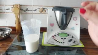 Receta Salsa Bechamel en la Thermomix [upl. by Joliet]