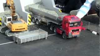 RC trucks op op modelbaan circuit Zolder 2012 [upl. by Harrak201]